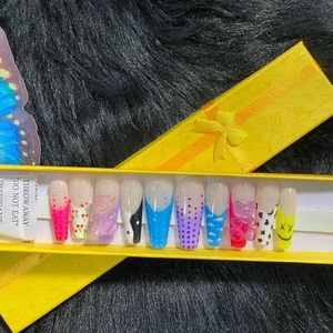 Anything Goes Press On Nails